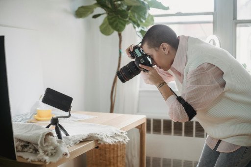 The Ultimate Guide to Selecting the Perfect Phone Tripod and Remote for Professional-Quality Photography